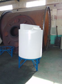 滚塑锥底水箱,3吨锥底水箱图片,滚塑锥底水箱,3吨锥底水箱高清图片 天津远大塑胶容器厂,